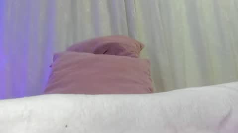 Snapshot of sweet_skiinny chatting on June 23, 2026, 11:52 am Adeline online show from June 23, 2026, 11:52 am