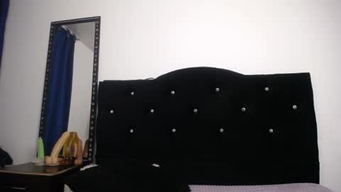 Adriana online show from July 7, 2026, 11:53 pm
