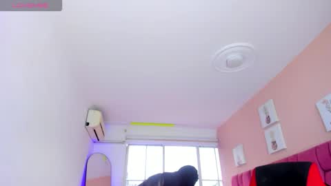 sweet_stacie online show from February 13, 2026, 2:13 pm