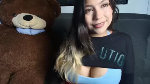 Snapshot of sweet_stephaniee chatting on February 18, 2026, 4:30 am online show from February 18, 2026, 4:30 am