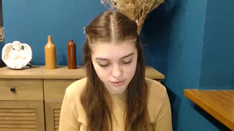 Rebecca online show from February 25, 2025, 7:31 am