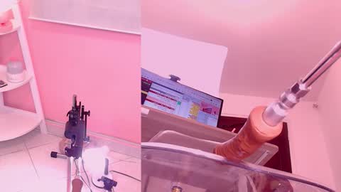 SUSIE online show from February 3, 2026, 9:42 pm