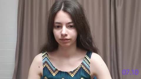 Snapshot of sweet_sweet_angel chatting on October 7, 2025, 4:42 am Angel online show from October 7, 2025, 4:42 am