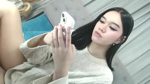 sweet_tatiana28 online show from April 23, 2026, 3:25 pm