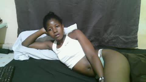 Snapshot of sweet_tattiana chatting on June 18, 2026, 10:58 pm Tatty online show from June 18, 2026, 10:58 pm