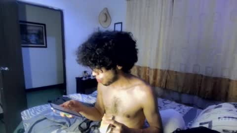 Snapshot of sweet_tippot chatting on February 25, 2025, 3:20 am Tippot and Germaine online show from February 25, 2025, 3:20 am