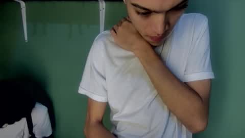 Snapshot of sweet_tippot chatting on November 4, 2025, 3:16 am Tippot and Germaine online show from November 4, 2025, 3:16 am