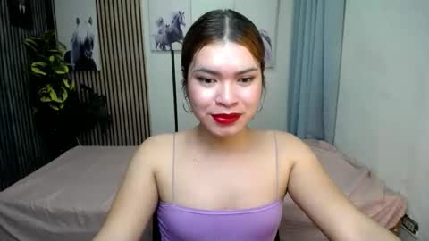 sweet_trexie online show from December 2, 2025, 1:55 am