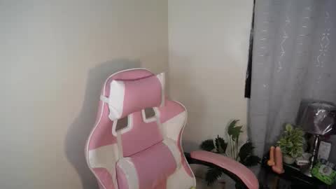 Trisha online show from December 5, 2025, 5:49 am