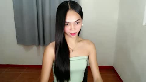 sweet_tyla online show from February 19, 2025, 3:27 pm