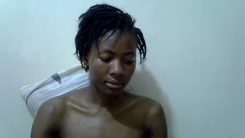 Snapshot of sweet_vee1 chatting on July 20, 2026, 2:52 pm Princess vee online show from July 20, 2026, 2:52 pm