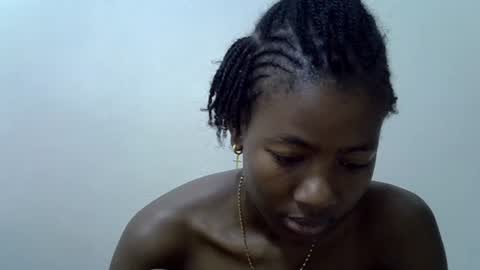 Snapshot of sweet_vee1 chatting on July 24, 2026, 9:18 am Princess vee online show from July 24, 2026, 9:18 am