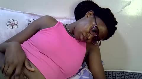 sweet_zarah online show from April 27, 2026, 12:47 pm