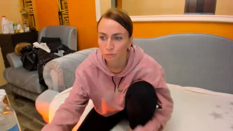 Snapshot of sweetale3 chatting on November 25, 2025, 7:47 pm Ale online show from November 25, 2025, 7:47 pm