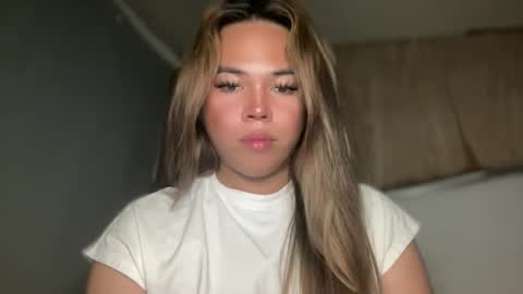 Snapshot of sweetalexa19 chatting on October 22, 2025, 4:24 am alexa your one and only queen online show from October 22, 2025, 4:24 am