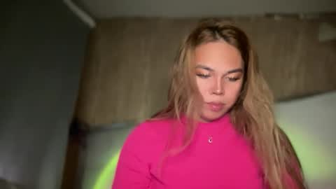 Snapshot of sweetalexa19 chatting on February 4, 2026, 4:35 pm alexa your one and only queen online show from February 4, 2026, 4:35 pm