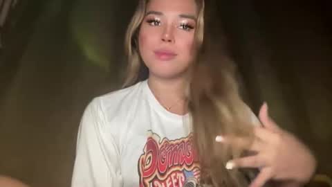 Snapshot of sweetalexa19 chatting on February 21, 2026, 7:04 pm alexa your one and only queen online show from February 21, 2026, 7:04 pm