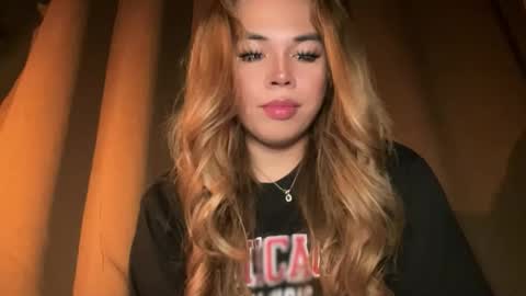 Snapshot of sweetalexa19 chatting on March 20, 2026, 7:19 pm alexa your one and only queen online show from March 20, 2026, 7:19 pm