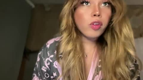 alexa your one and only queen online show from July 1, 2026, 10:39 am