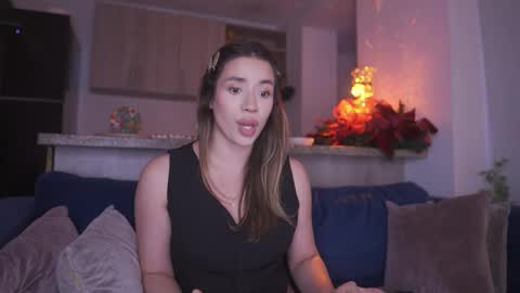 Snapshot of sweetann08 chatting on November 27, 2025, 10:34 pm Camila online show from November 27, 2025, 10:34 pm