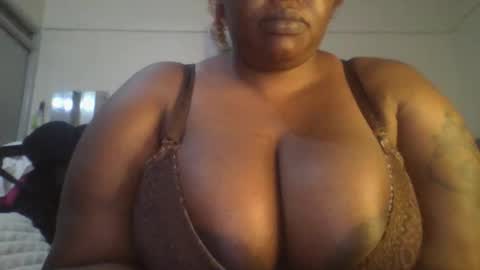 sweetbaby46 online show from February 19, 2026, 5:20 pm