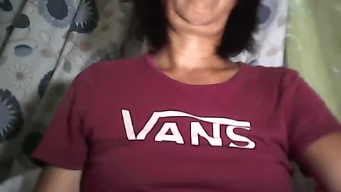 Snapshot of sweetbella24 chatting on June 21, 2026, 12:19 pm im anne online show from June 21, 2026, 12:19 pm