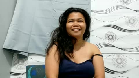 Snapshot of sweetbigtits_maria chatting on June 27, 2026, 5:40 pm sweetbigtits_maria online show from June 27, 2026, 5:40 pm