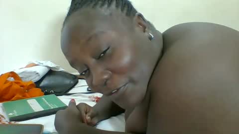 Snapshot of sweetblacklady chatting on December 21, 2024, 11:22 am MELVIN online show from December 21, 2024, 11:22 am