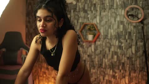 Snapshot of sweetbonii chatting on June 11, 2026, 3:59 am Salom independent model online show from June 11, 2026, 3:59 am