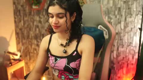 Salom independent model online show from July 15, 2026, 9:20 pm
