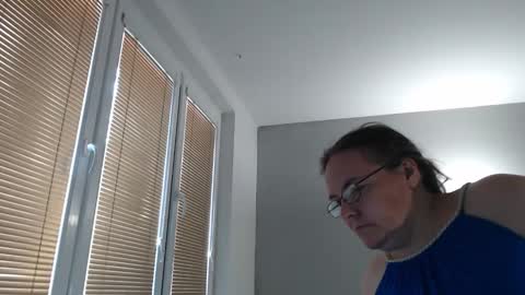 Sweetboobs85h online show from October 16, 2025, 8:26 am