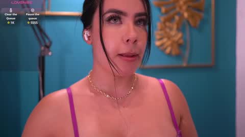 Brenda  online show from March 11, 2025, 11:37 pm