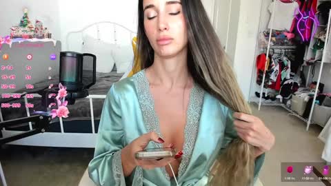 Snapshot of sweetbuttocks chatting on January 12, 2025, 8:14 pm Anna online show from January 12, 2025, 8:14 pm