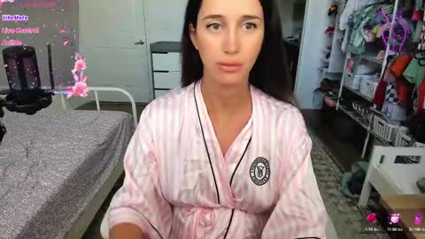 Snapshot of sweetbuttocks chatting on September 11, 2025, 5:13 pm Anna online show from September 11, 2025, 5:13 pm