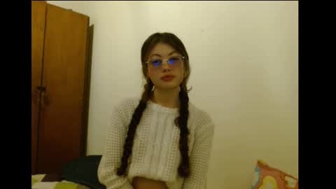 Snapshot of sweetcalm_ chatting on February 27, 2026, 4:01 am sweetcalm_ online show from February 27, 2026, 4:01 am