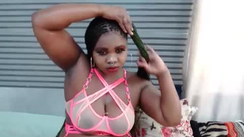 queen online show from March 19, 2026, 11:47 am