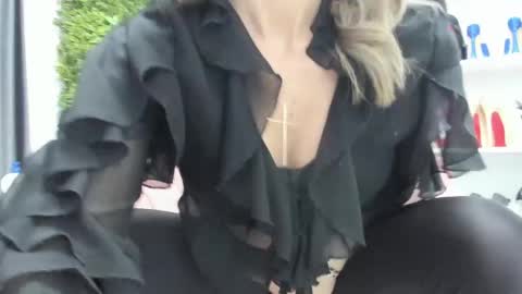Snapshot of sweetcherry30_ chatting on May 4, 2026, 6:20 am Cherry online show from May 4, 2026, 6:20 am