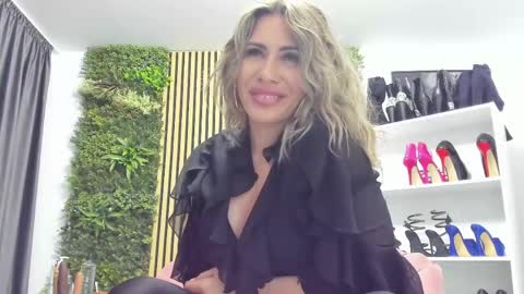 Snapshot of sweetcherry30_ chatting on May 27, 2026, 6:10 am Cherry online show from May 27, 2026, 6:10 am