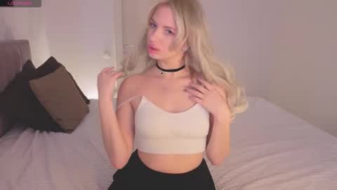 Snapshot of sweetcherryblonde chatting on November 10, 2025, 8:57 am Barbie online show from November 10, 2025, 8:57 am