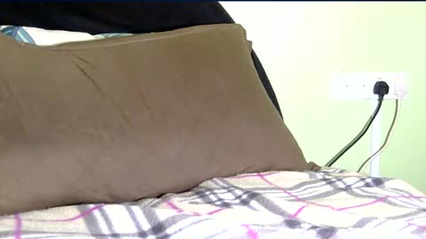 Snapshot of sweetchoclatebabe chatting on December 14, 2025, 3:39 pm choco online show from December 14, 2025, 3:39 pm