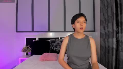 Snapshot of sweetcoupple chatting on July 13, 2026, 1:08 am Eva Short hair girl - Victoria Long red hair online show from July 13, 2026, 1:08 am