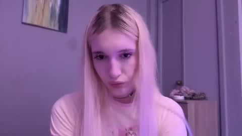 Snapshot of sweetcrystalll chatting on June 30, 2026, 3:07 am sweetcrystalll online show from June 30, 2026, 3:07 am