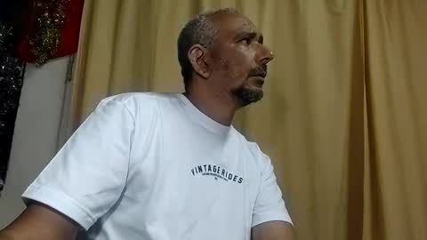 Snapshot of sweetcuervo chatting on December 29, 2024, 5:21 am sweetcuervo independent model online show from December 29, 2024, 5:21 am