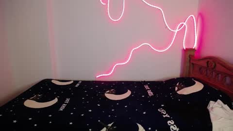 Chris online show from March 8, 2026, 2:04 am