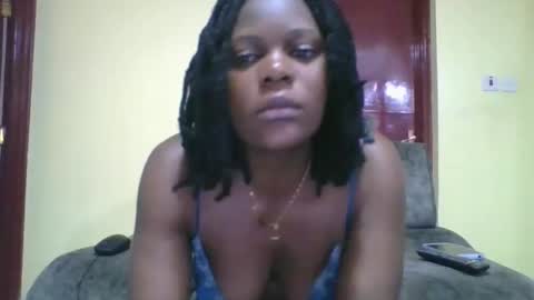 Snapshot of sweetdarkskin chatting on February 10, 2026, 6:17 am CLARIS online show from February 10, 2026, 6:17 am