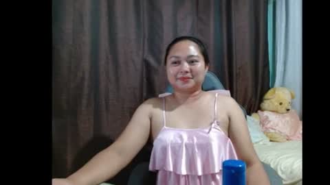 Snapshot of sweetdemurelady chatting on May 10, 2026, 12:32 pm Lynn online show from May 10, 2026, 12:32 pm