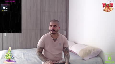         online show from December 3, 2025, 3:54 pm