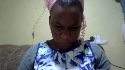 Snapshot of sweetdiva2012 chatting on June 25, 2026, 6:07 am sweetdiva2012 online show from June 25, 2026, 6:07 am