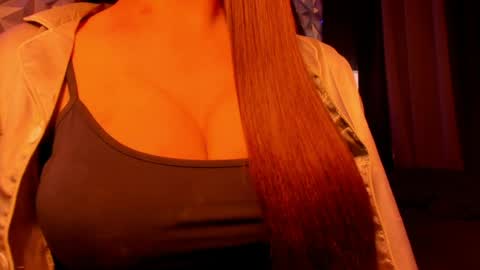 sweetest_one4 online show from April 26, 2026, 6:16 pm