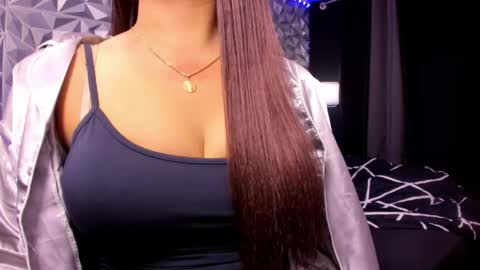 Snapshot of sweetest_one4 chatting on May 22, 2026, 8:42 am sweetest_one4 online show from May 22, 2026, 8:42 am